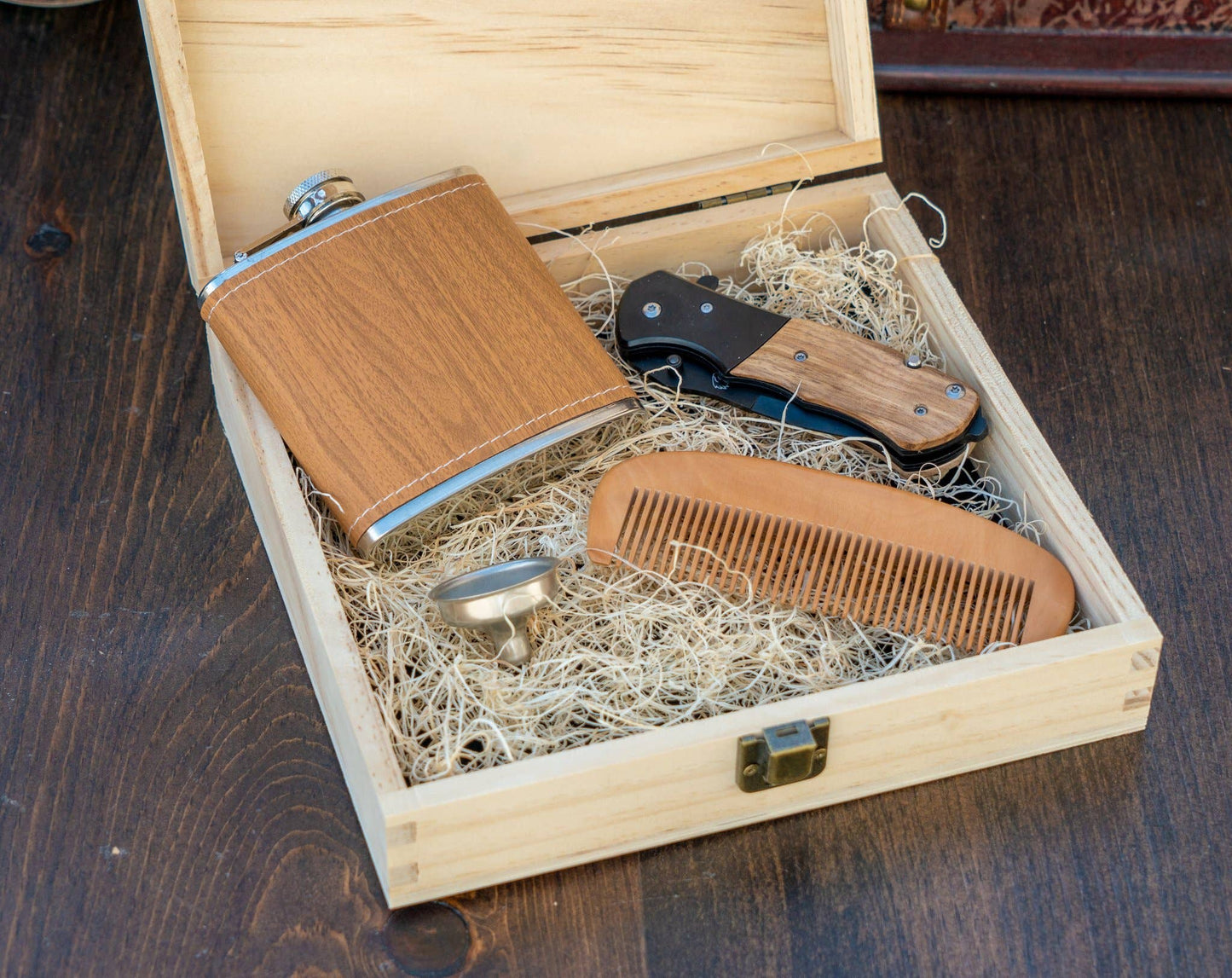 Wood Cigar Boxes: Natural